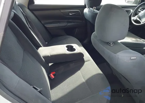 2015 Nissan Altima 2.5/2.5 S/2.5 Sl/2.5 Sv z USA, uszkodzony, nr VIN 1N4AL3AP9FN875507